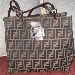 VINTAGE FENDI TOTE